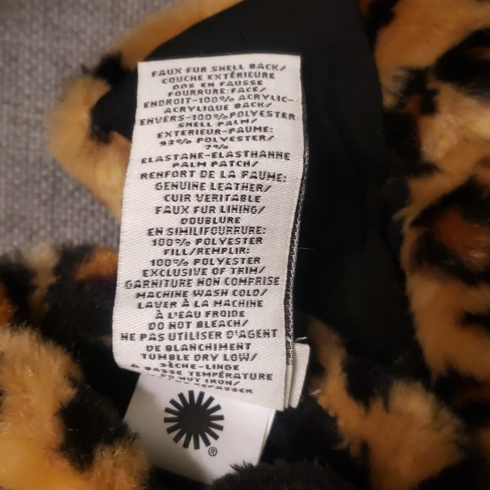 Ugg mittens - Picture 5 of 5